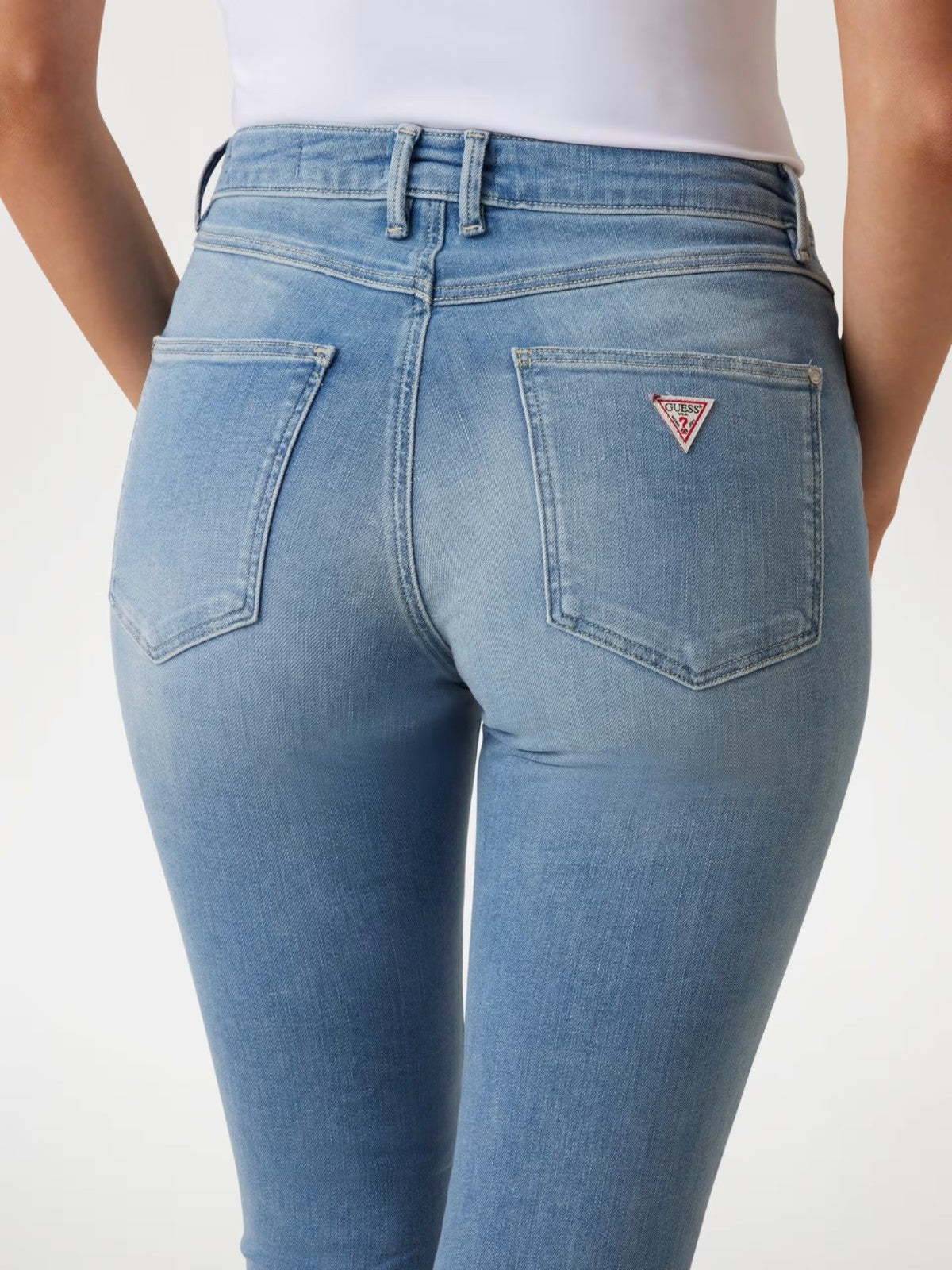 1981 Light Denim Jeans