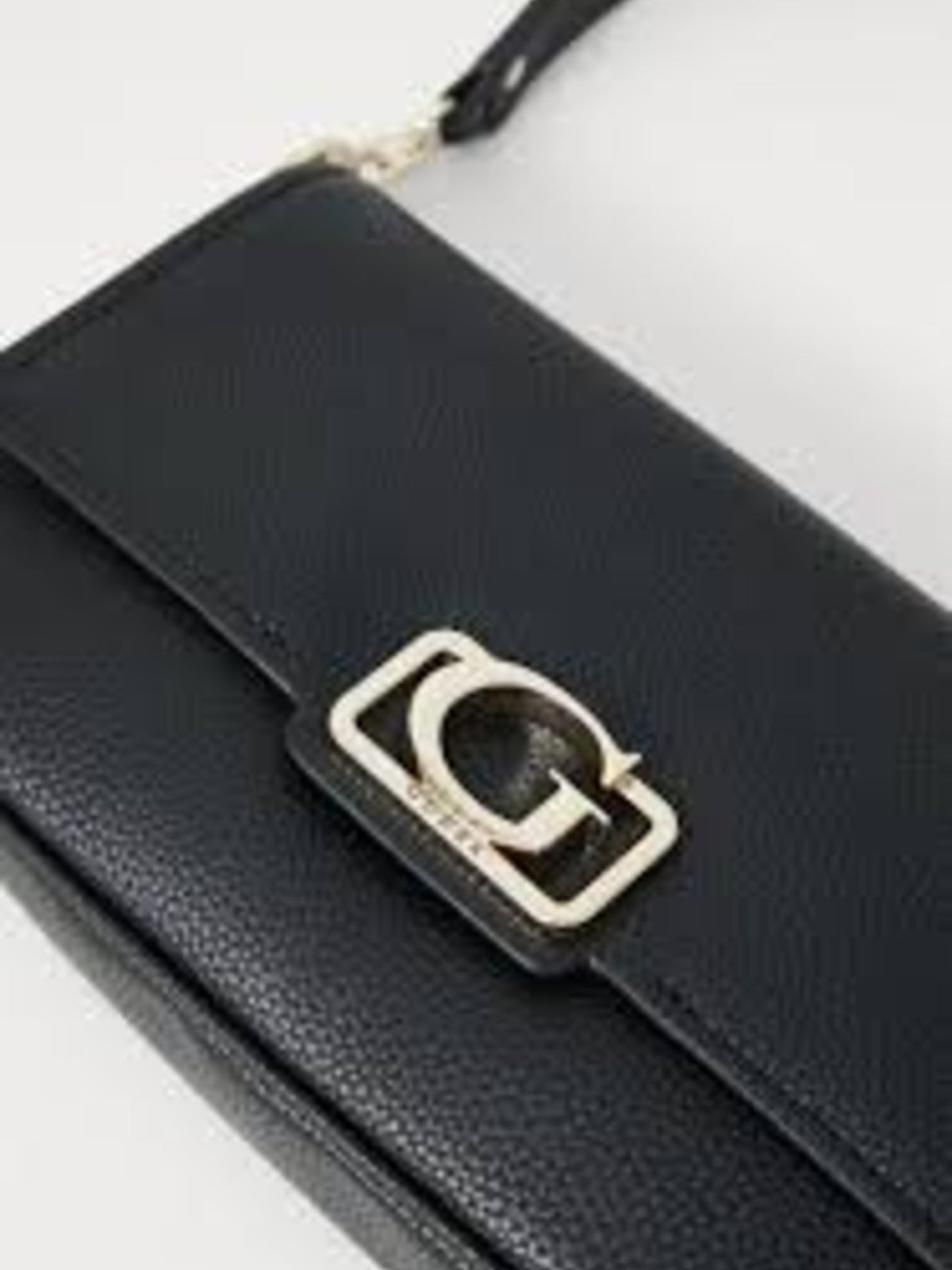 Circe Black Shoulder Bag