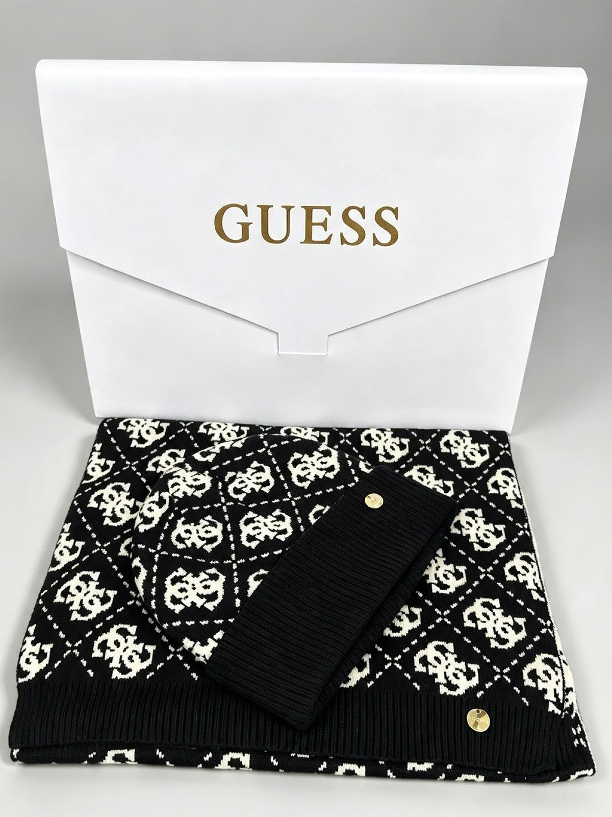 Hat & Scarf Black Set