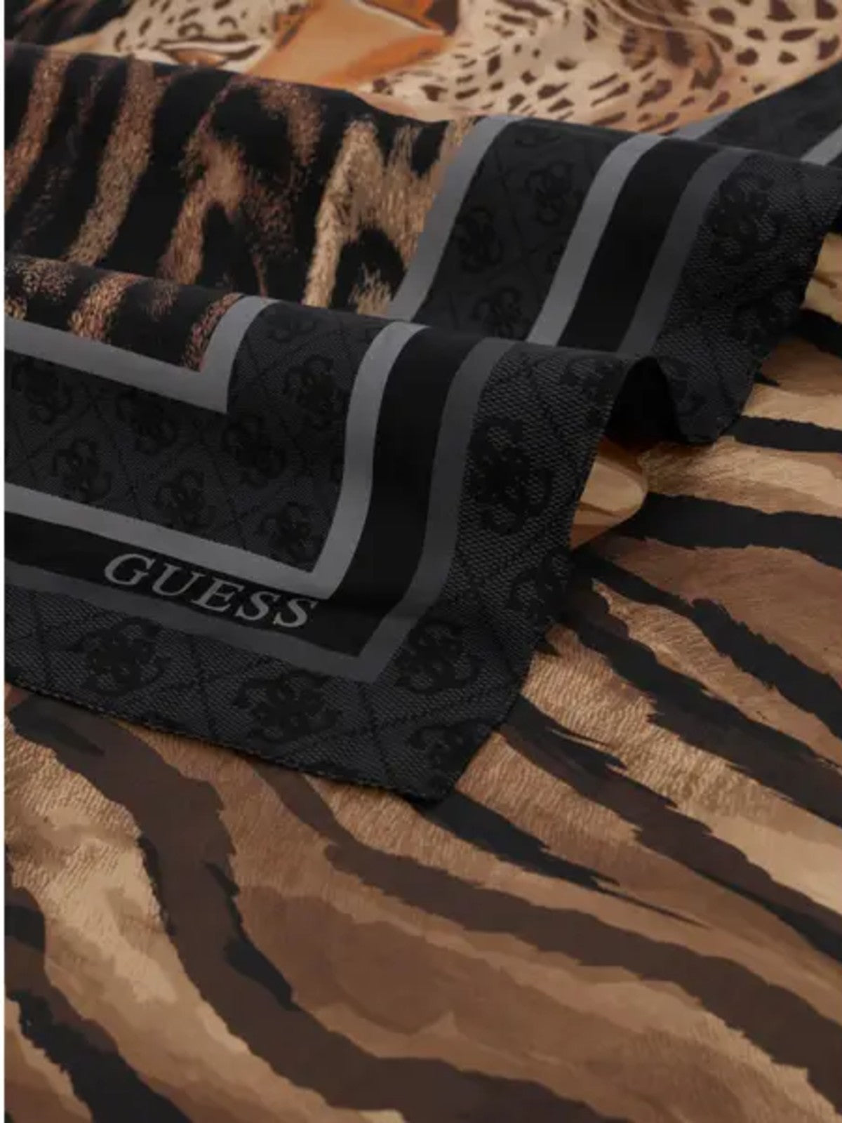 Kefiah Black Scarf