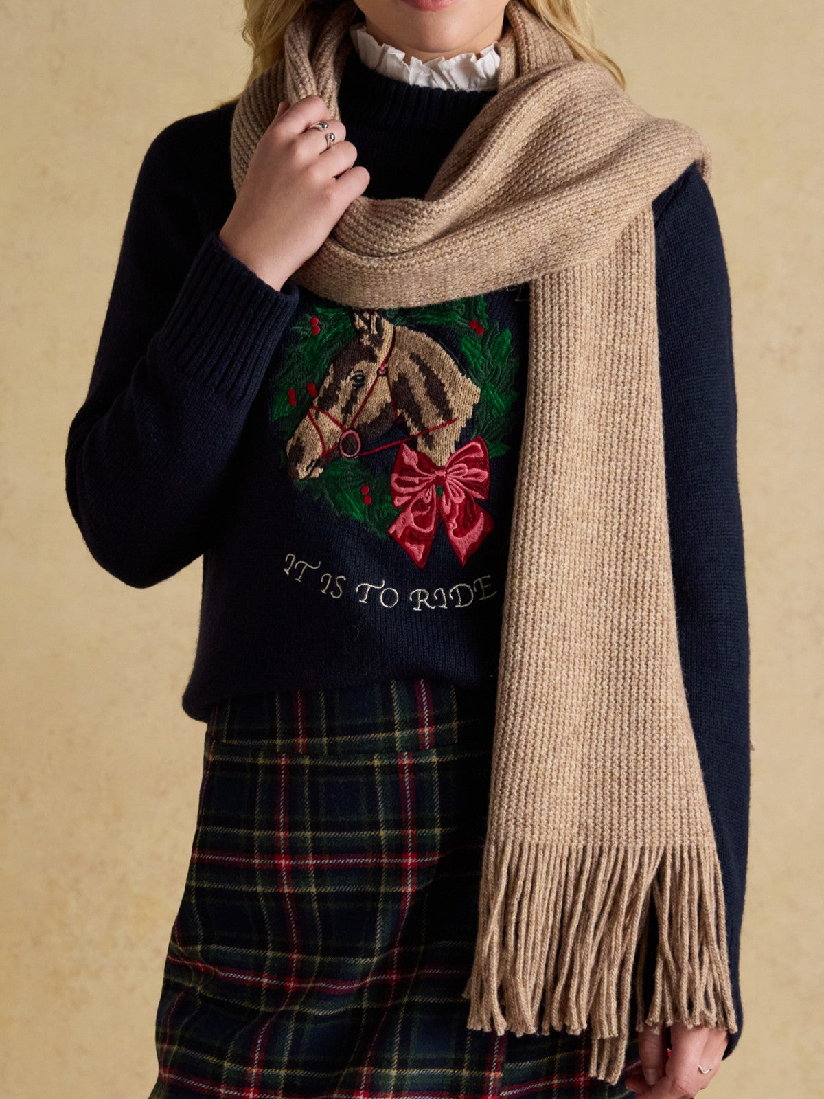 Rosa Scarf