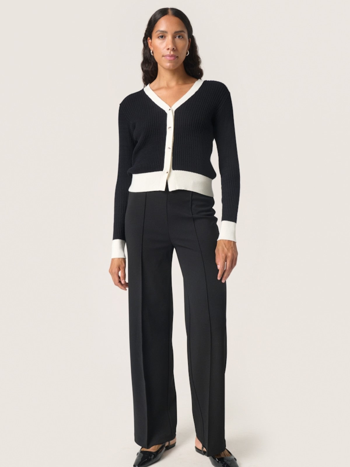Sanja Black Cardigan