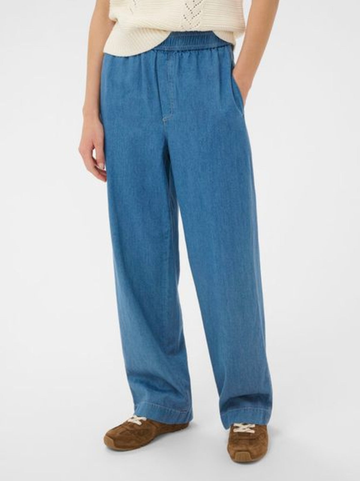 Aina Pant