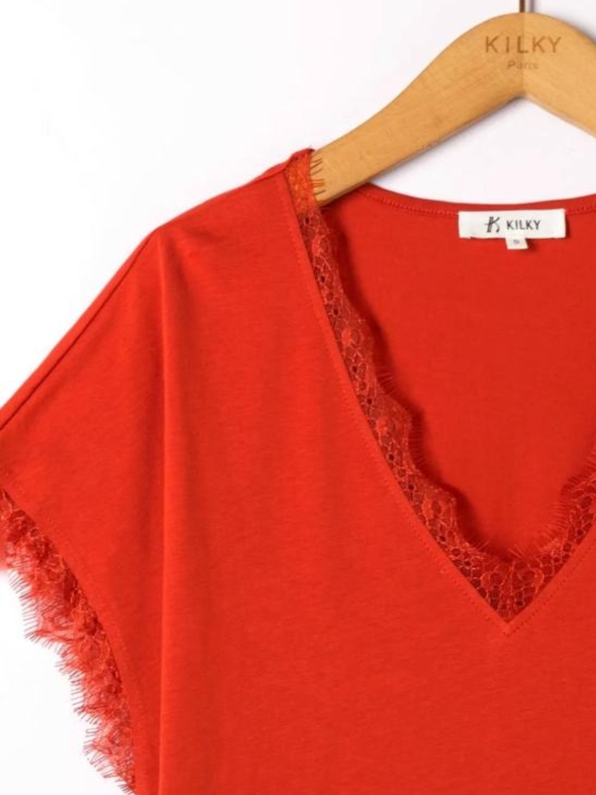 Sari Coral Tee