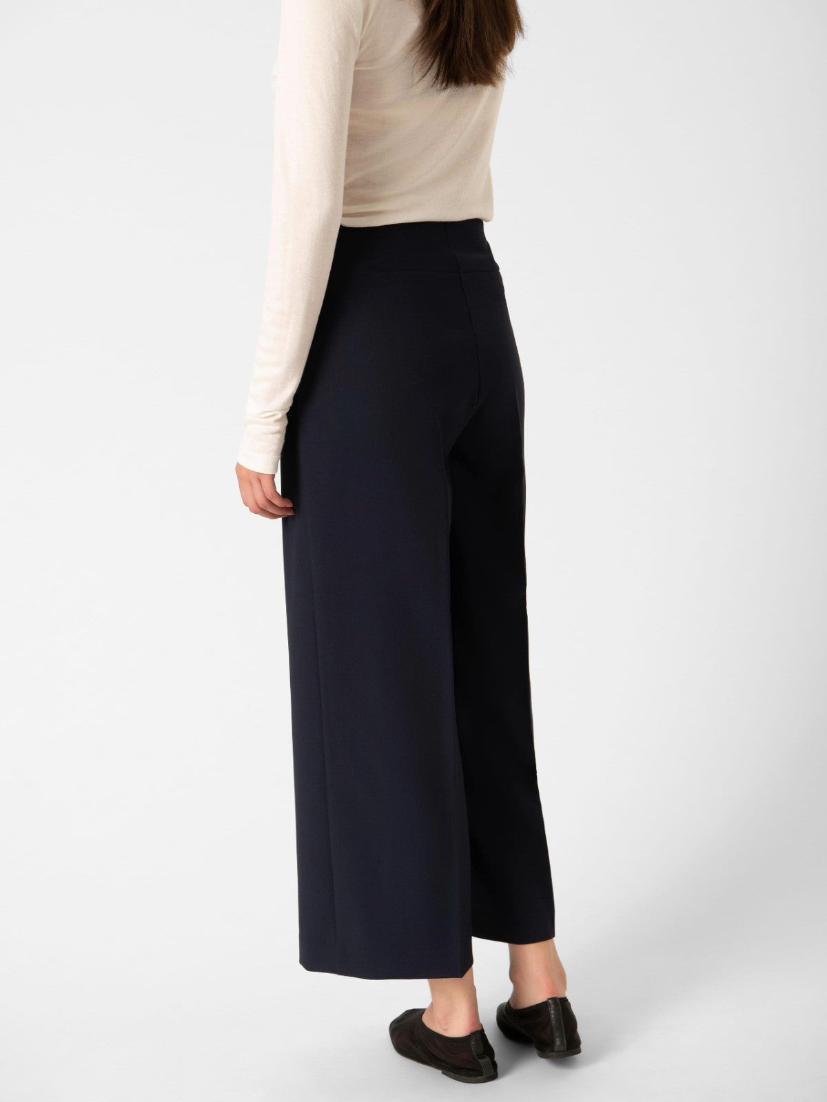 Corinne Navy Cropped Pant