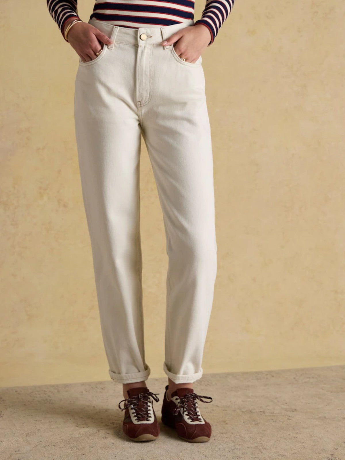 Ecru Jeans