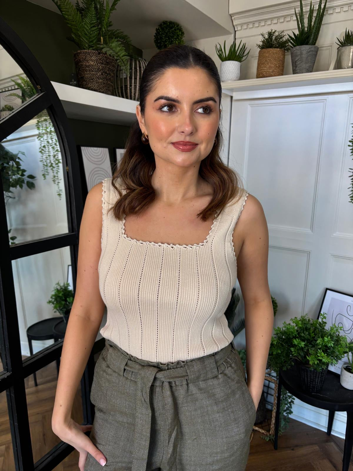 Ephyra Top
