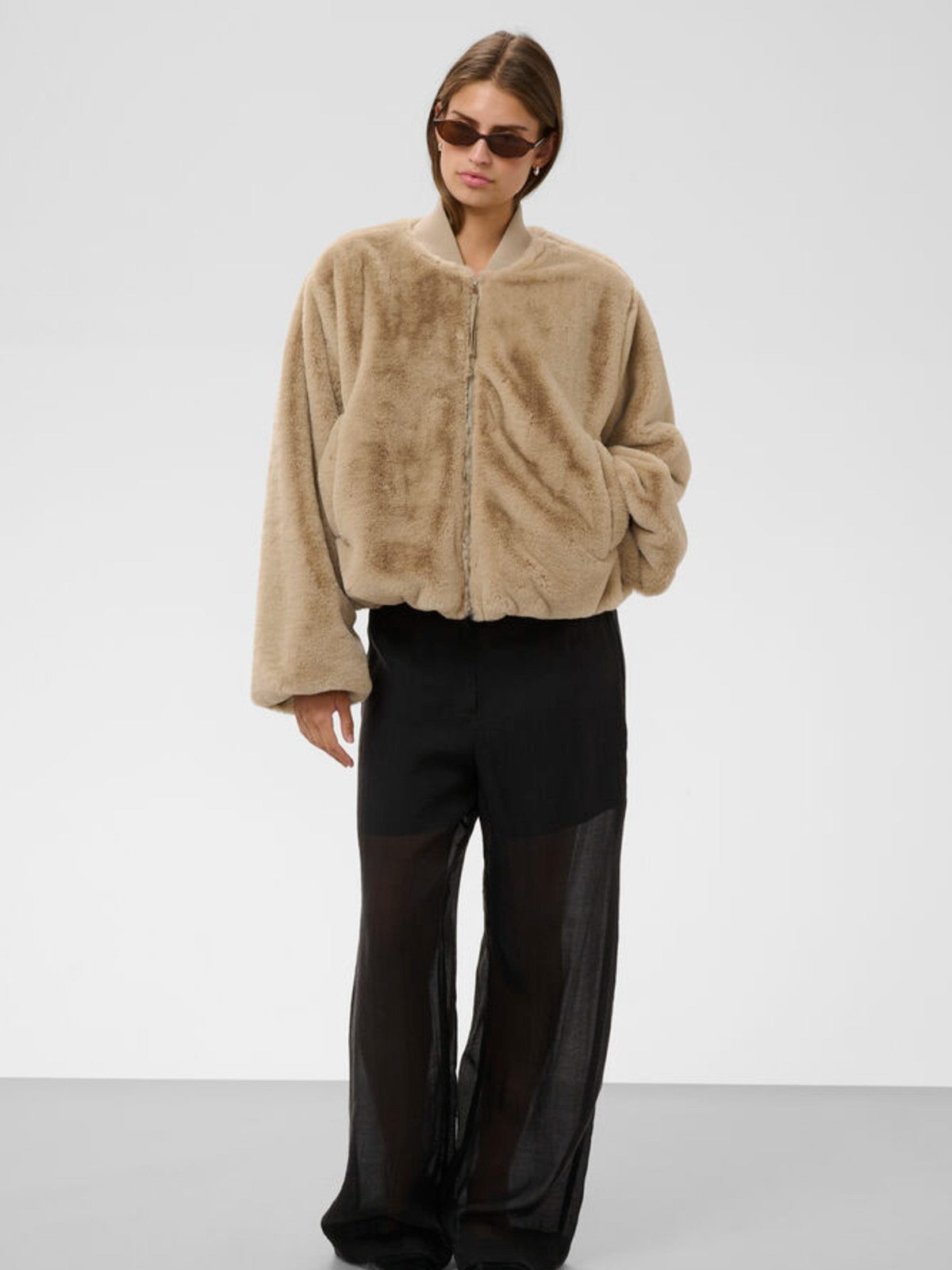 Estacia Bomber