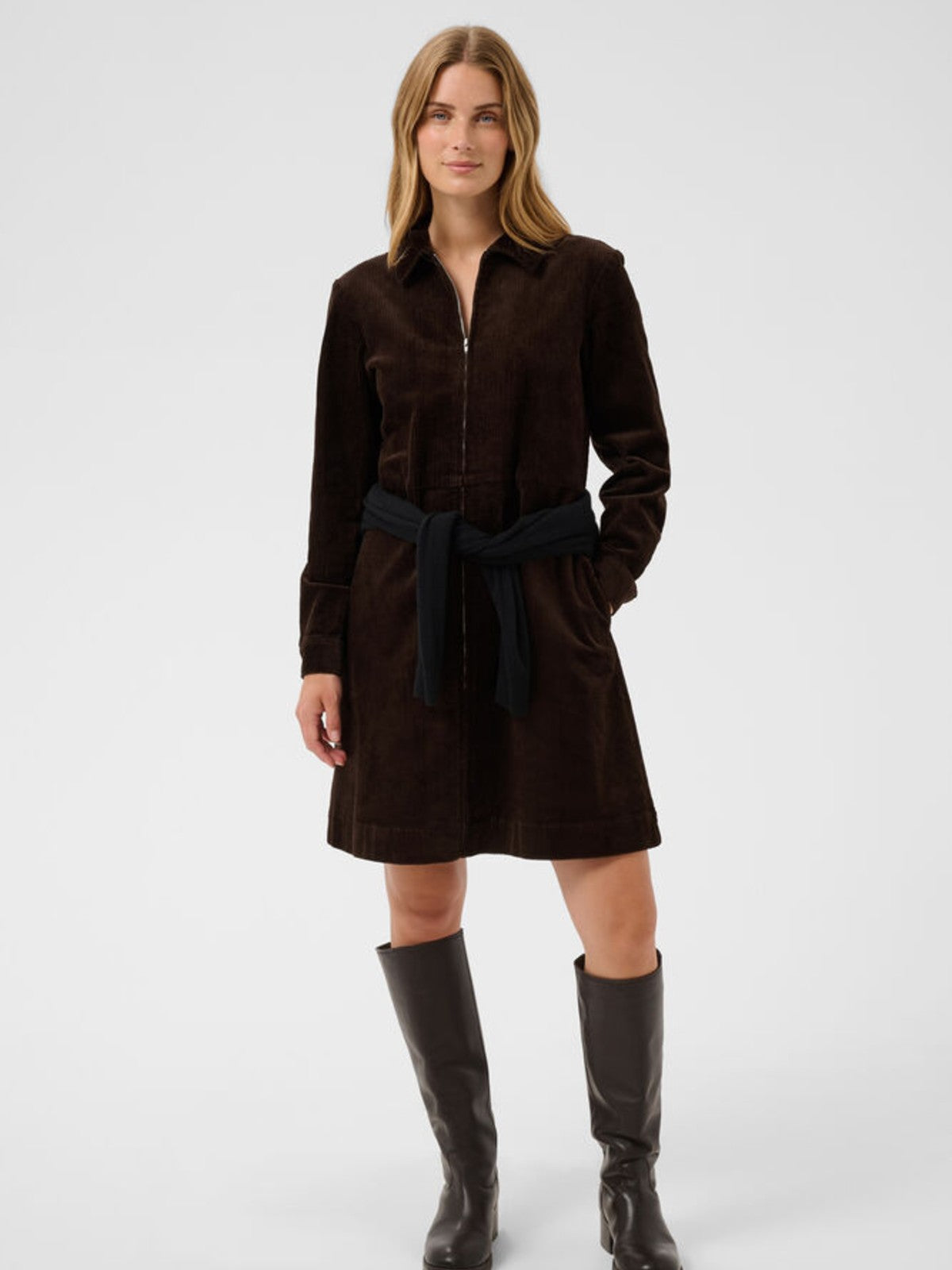 Eyvoran Dress
