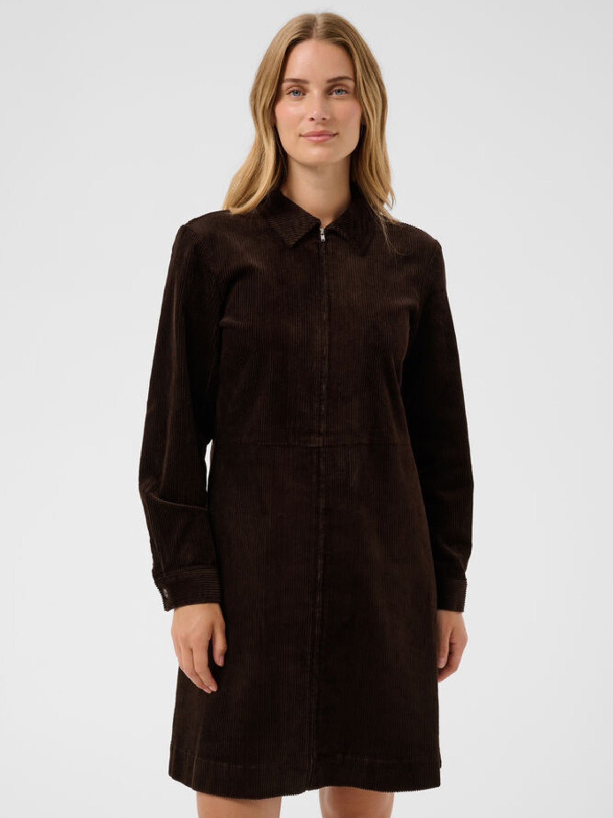 Eyvoran Dress