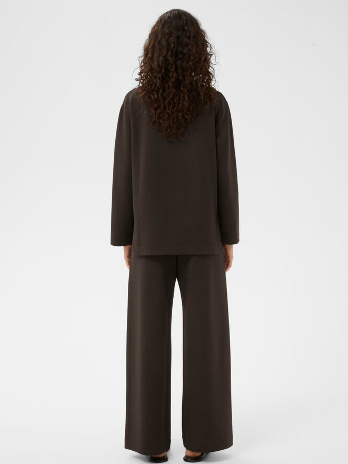 Gincent Chocolate Crewneck