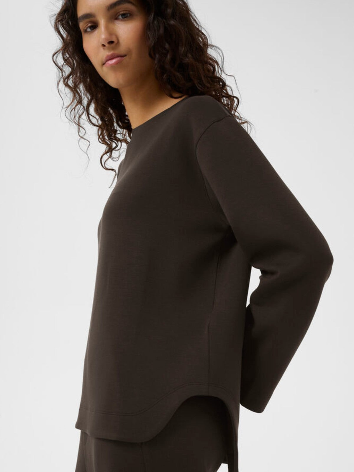Gincent Chocolate Crewneck