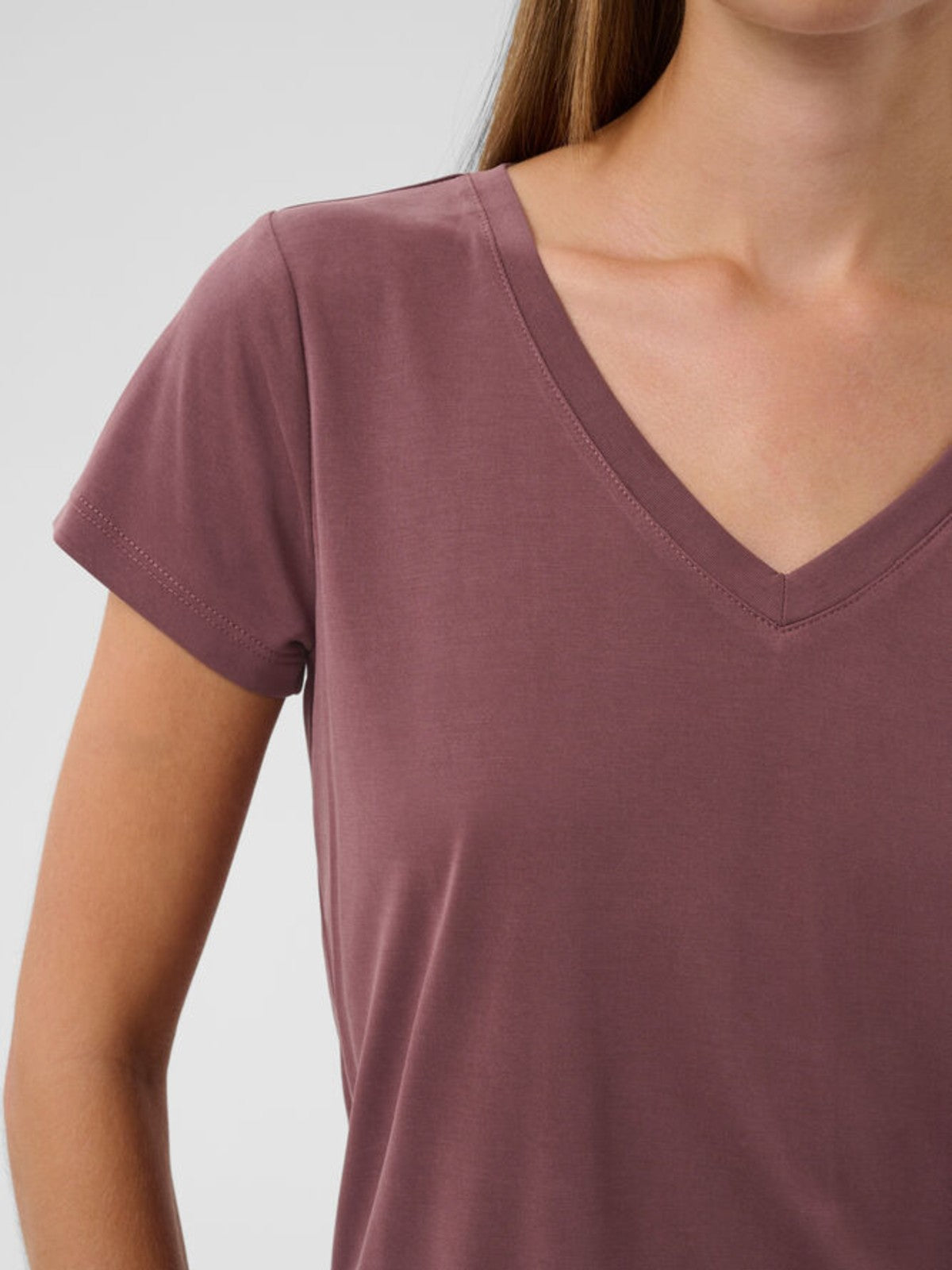Columbine Huckleberry Tee