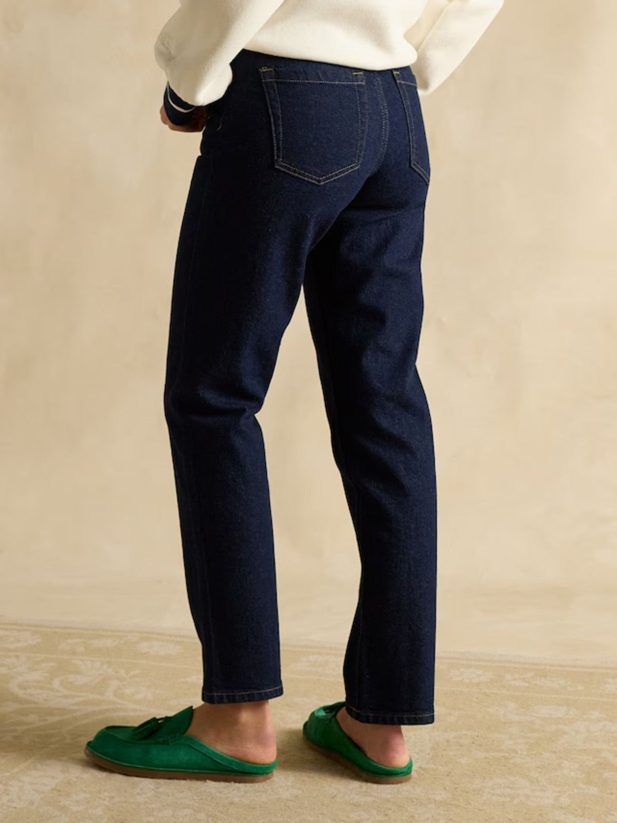 Straight Jeans