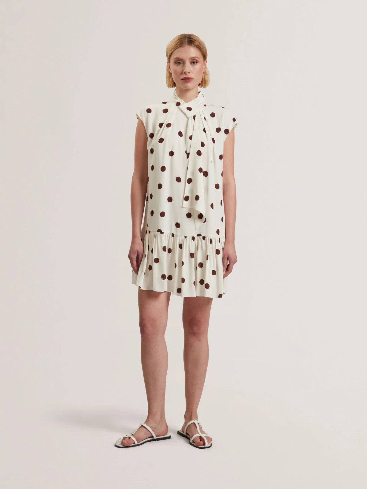 Jutuva Dress