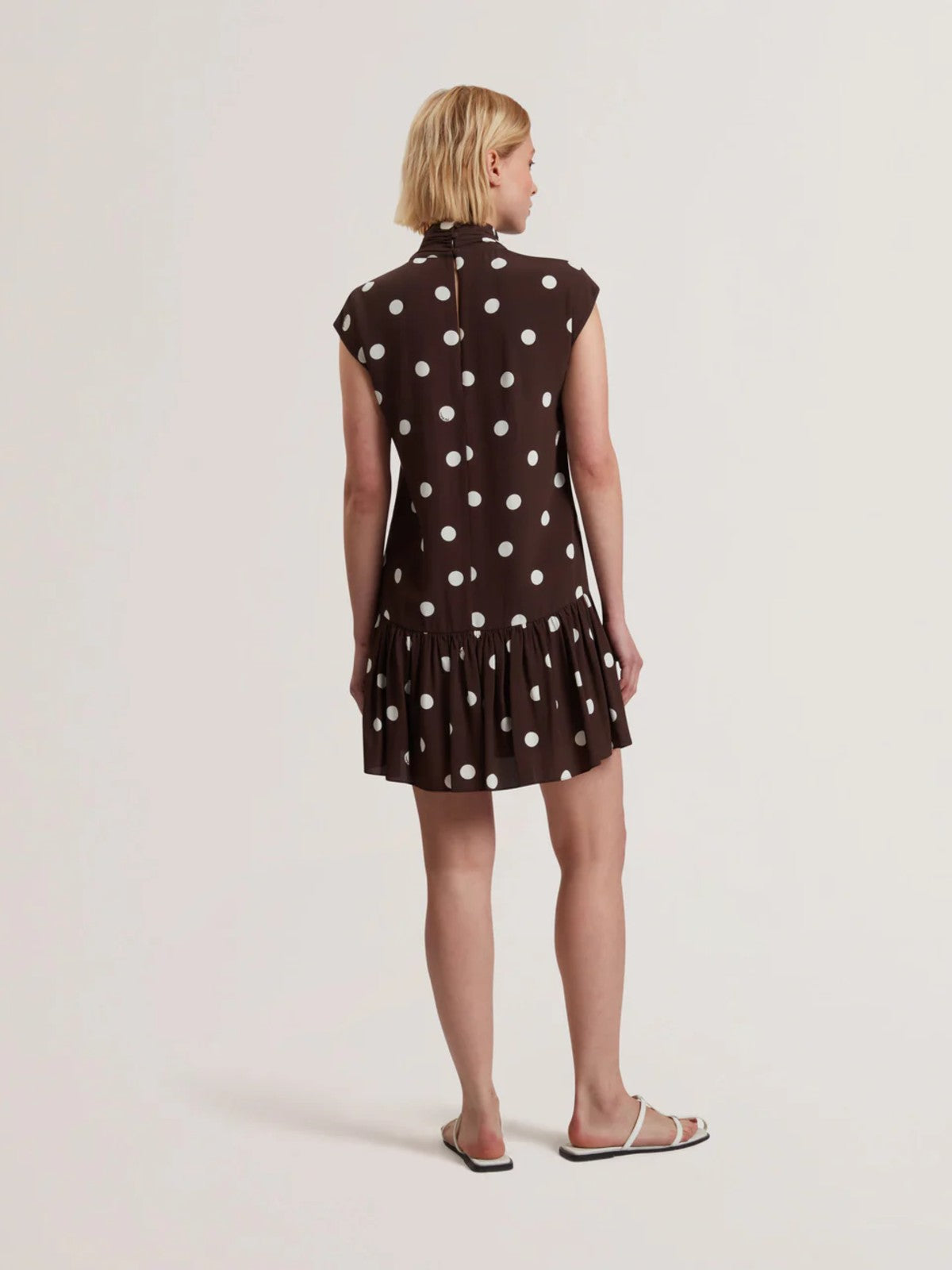 Jutuva Brown Dress