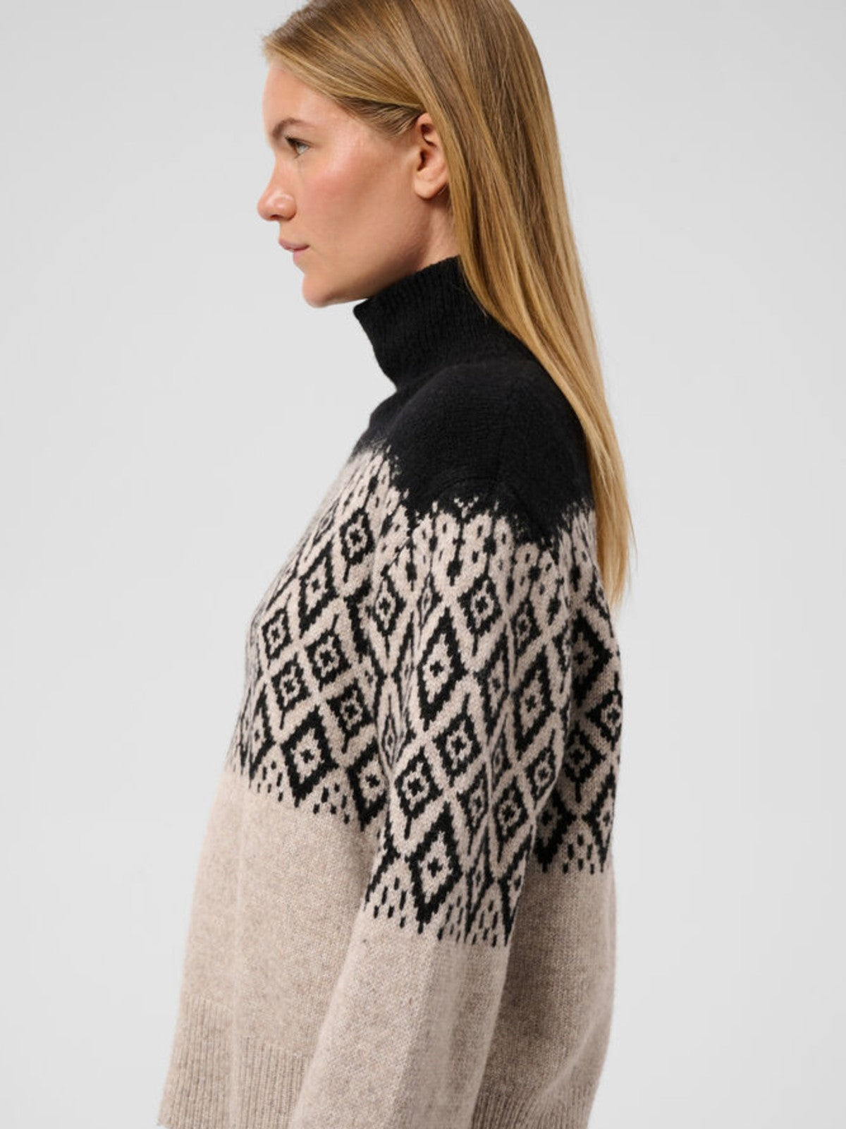 Kaegan Pullover
