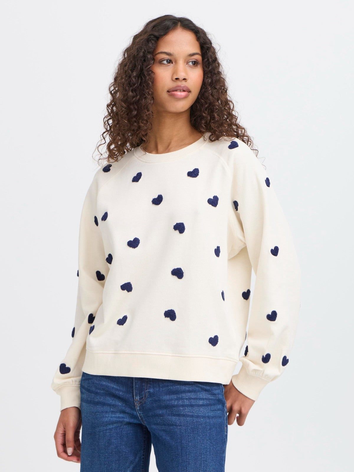 Kasura Sweatshirt