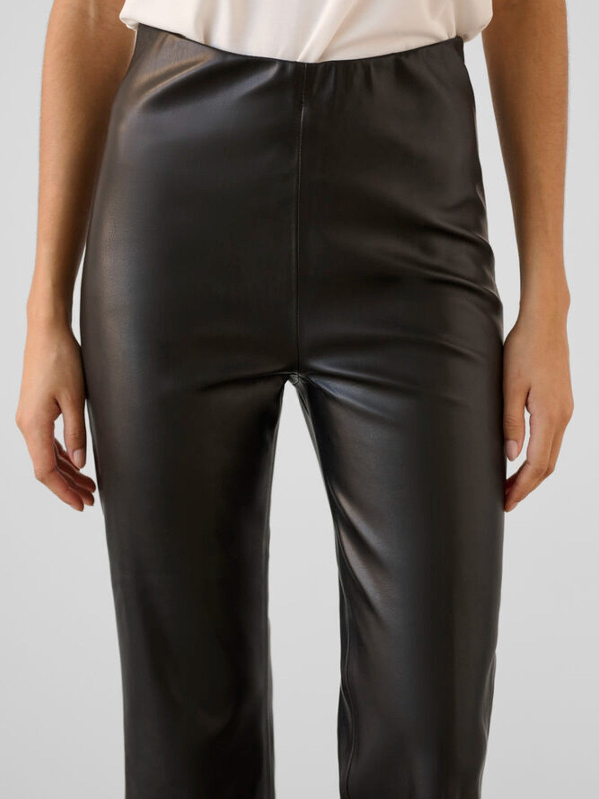 Kaylee Black Kickflare Pants