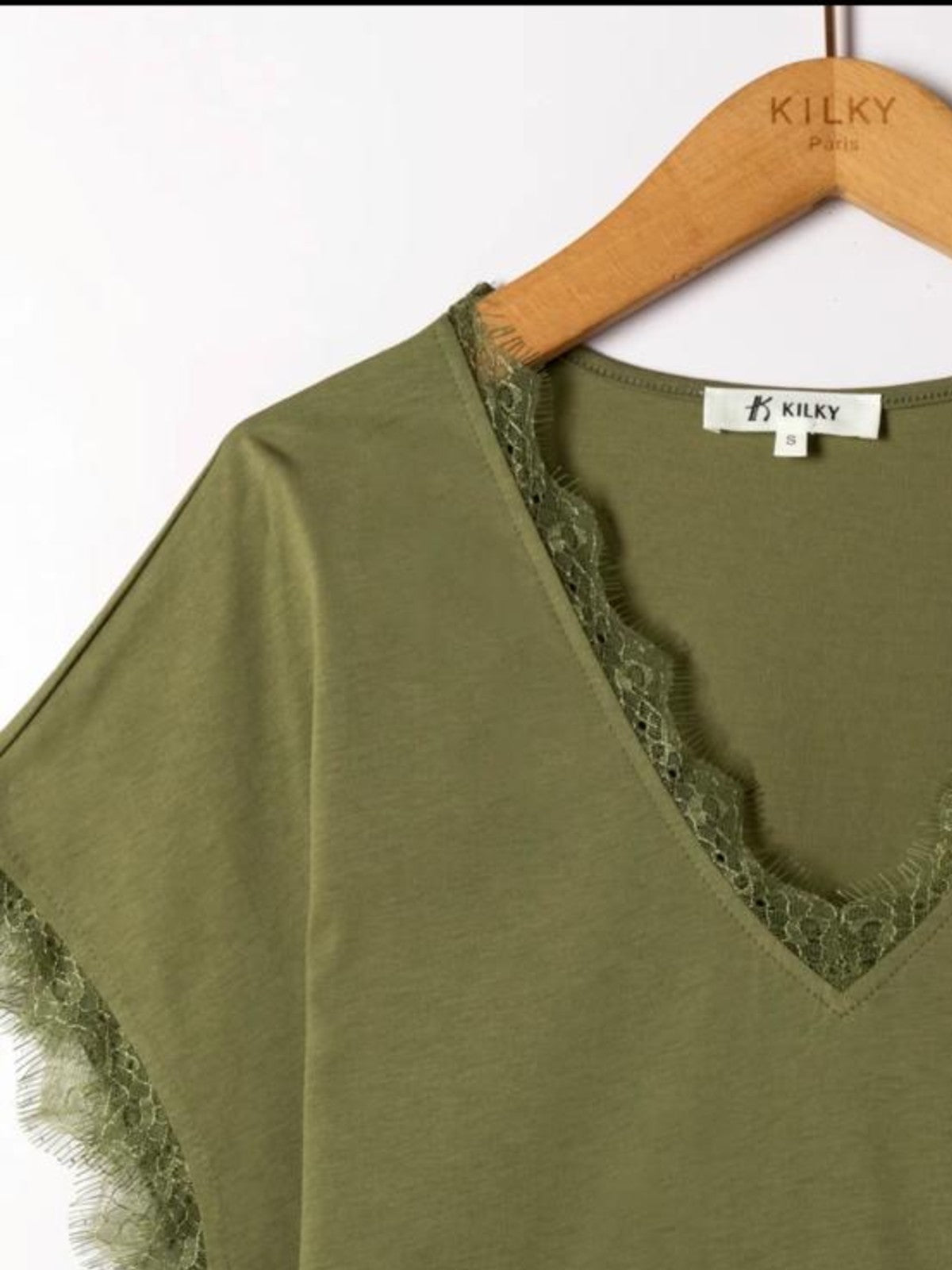Sari Khaki Tee