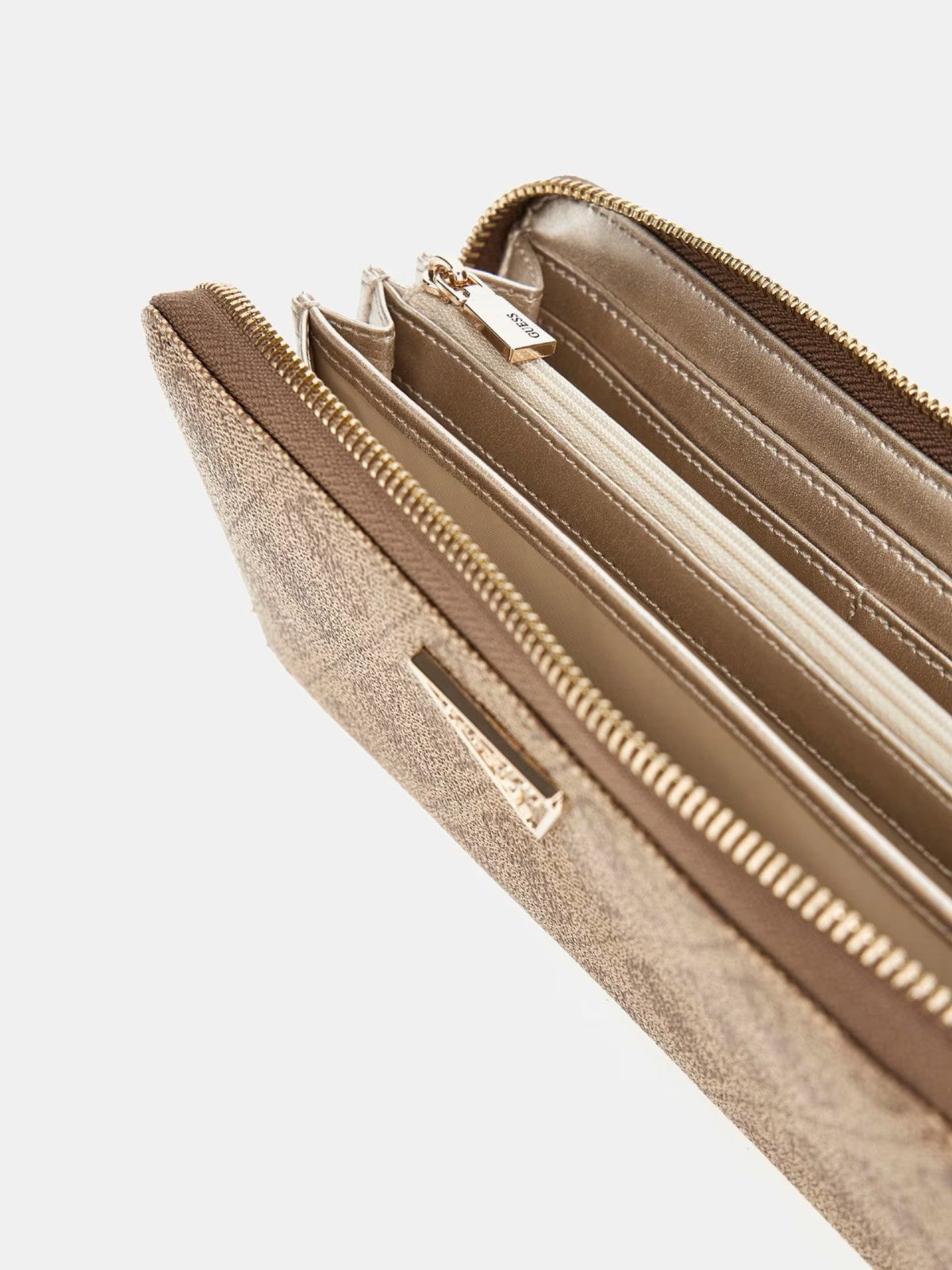 Laurel 4G Logo Purse