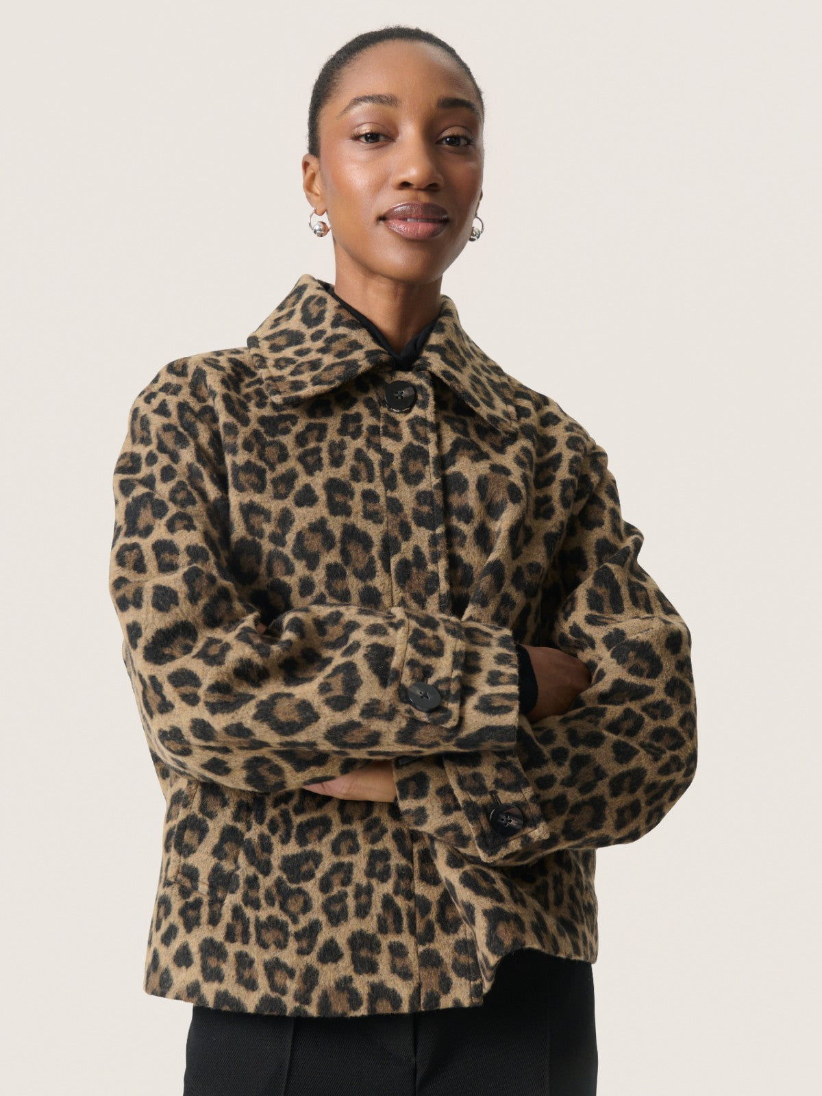 Leony Akeleje Jacket