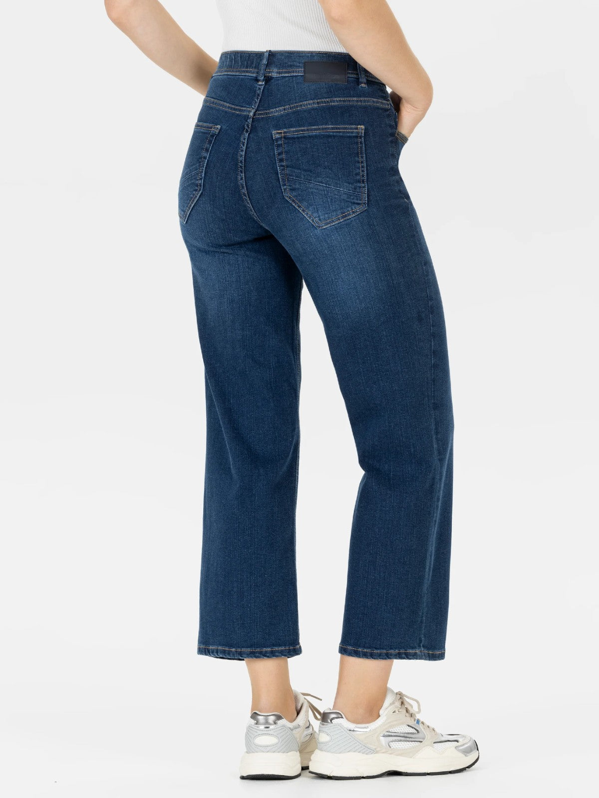Melli Jeans