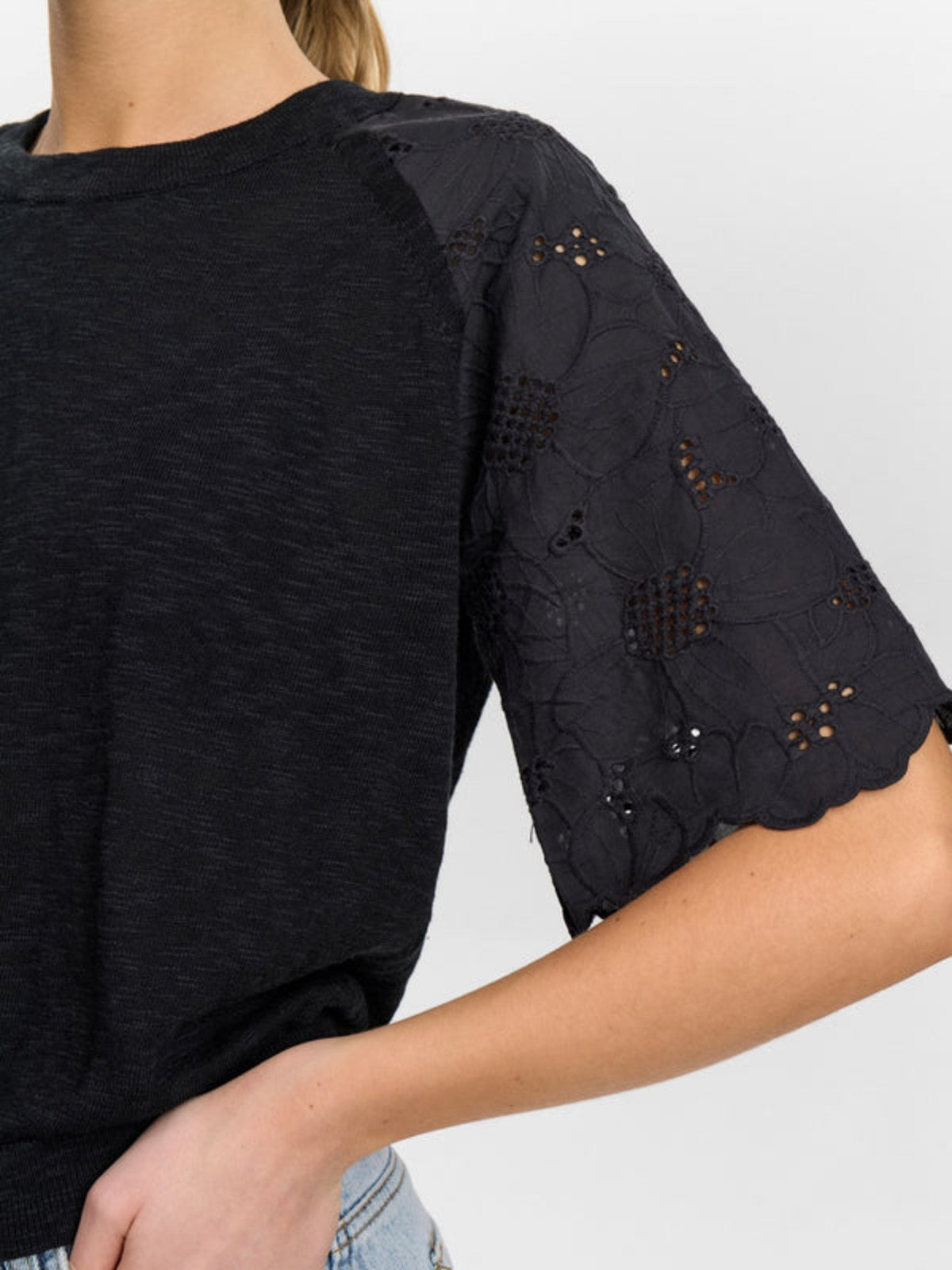 Moella Black Jumper