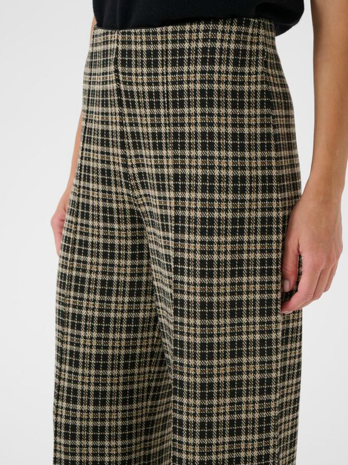 Llisan Navy Check Pants