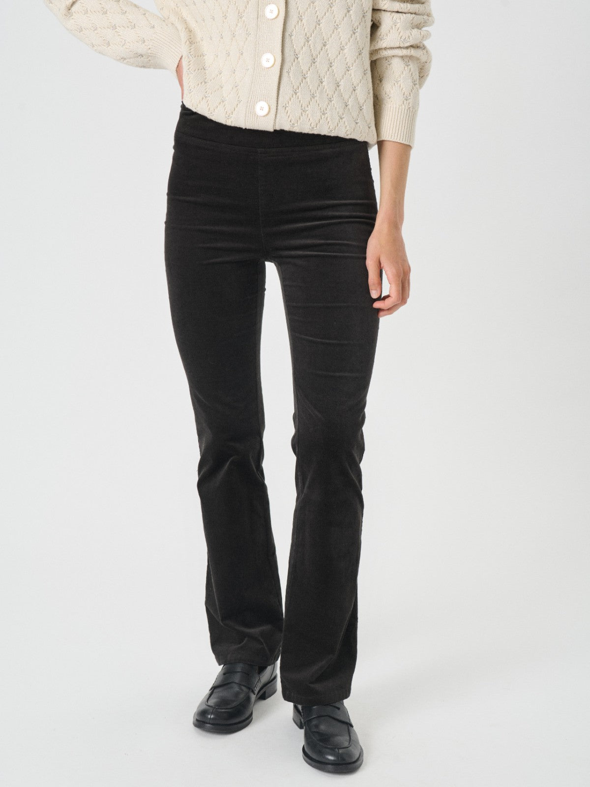 Nikelan Pants