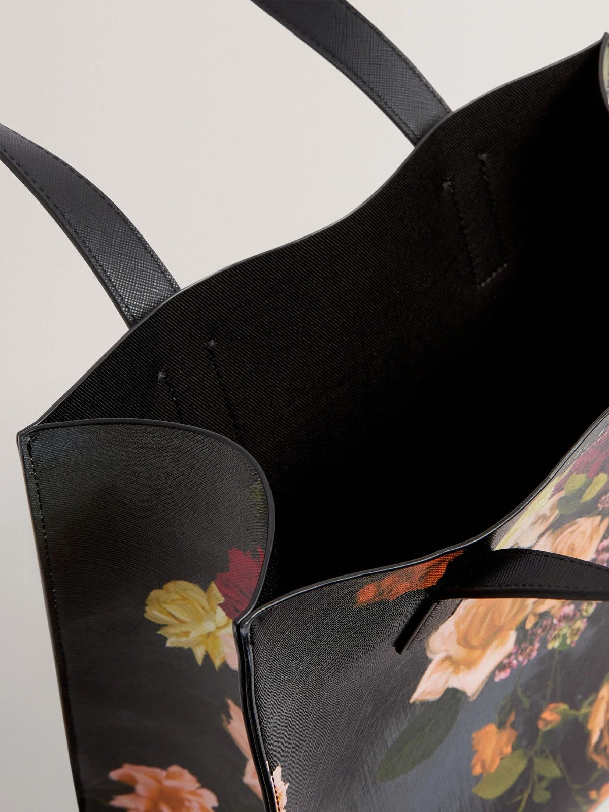 Quencon Small Tote