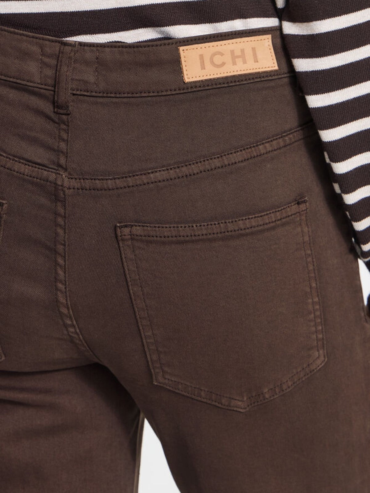 Twiggy Raven Brown Jean