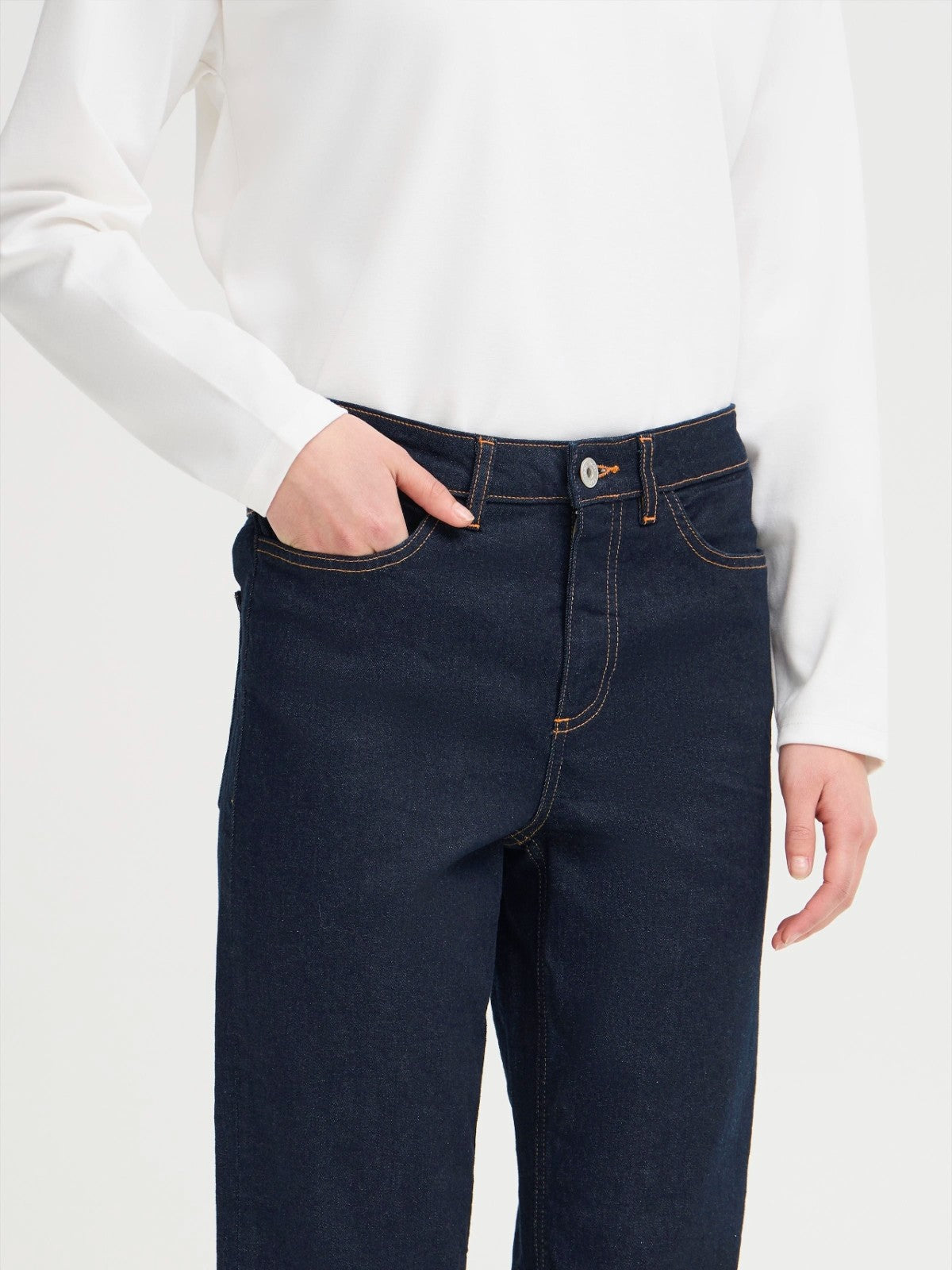 Twiggy Raven Dark Indigo Jeans