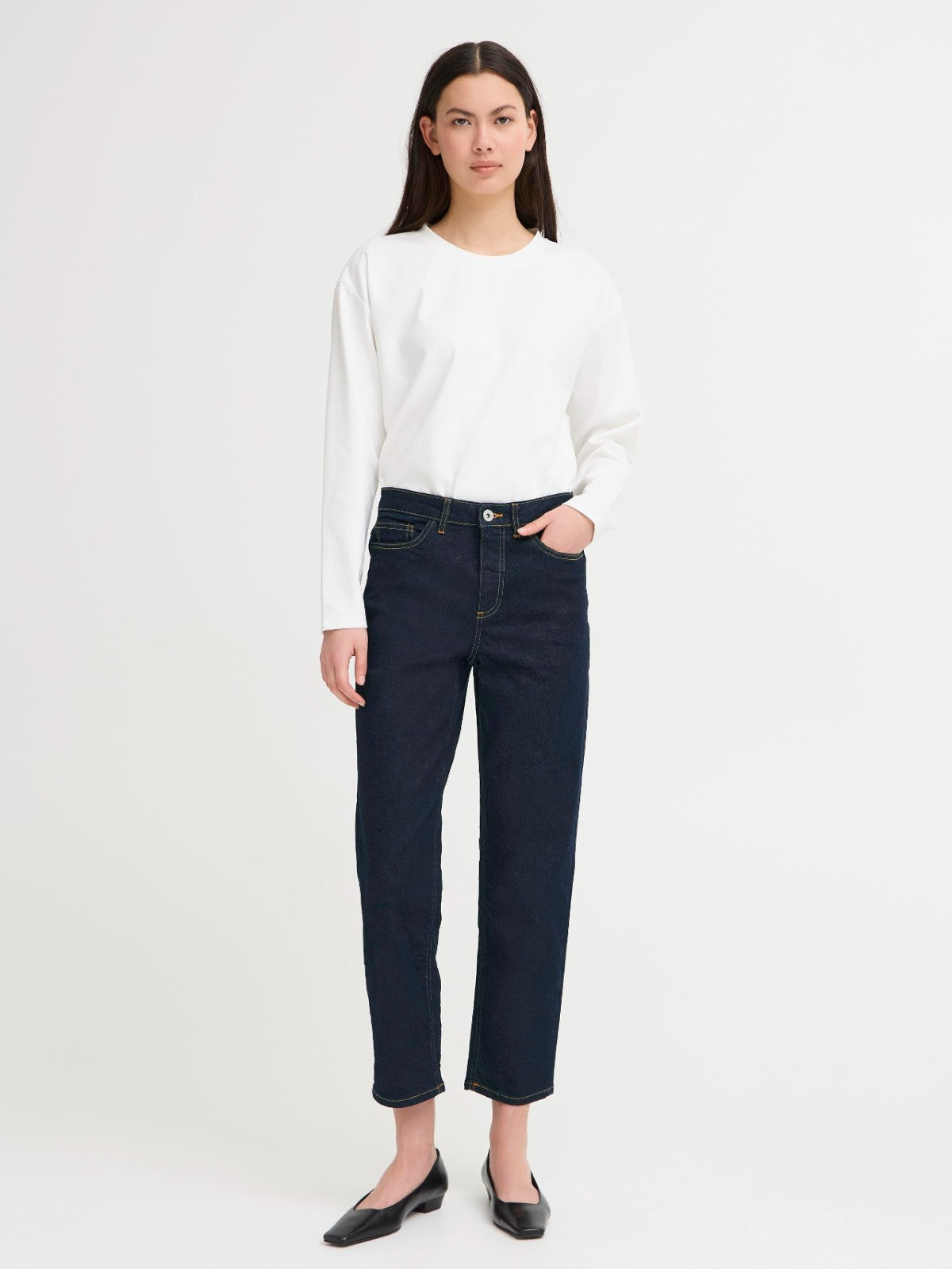 Twiggy Raven Dark Indigo Jeans