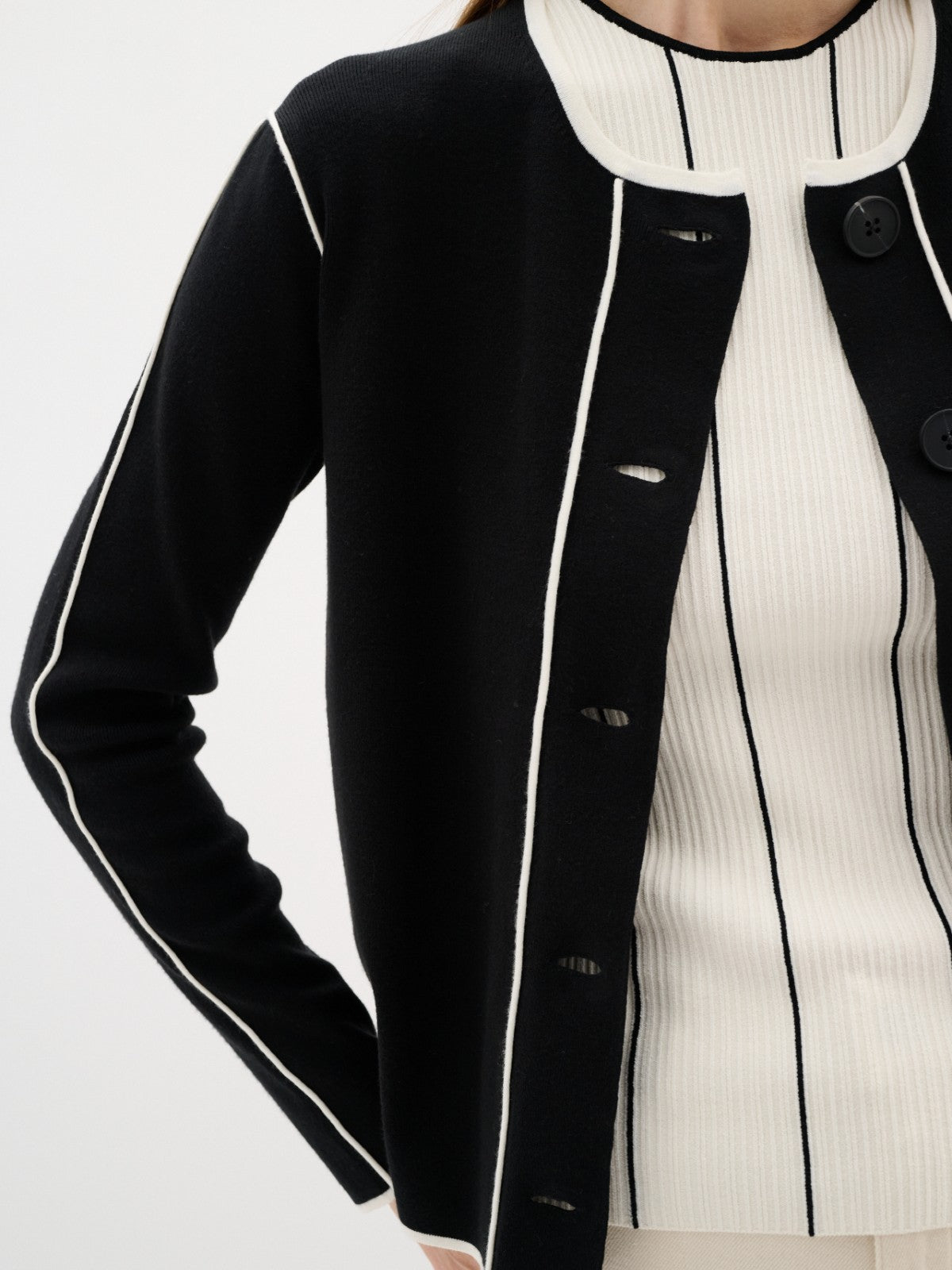 Saccol Cardigan