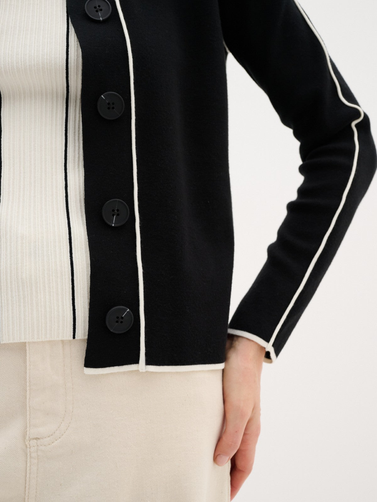 Saccol Cardigan