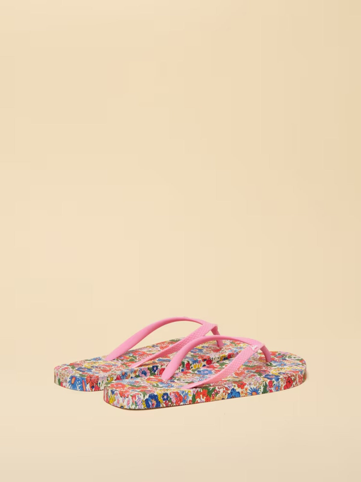 Sandy Floral Flip Flops