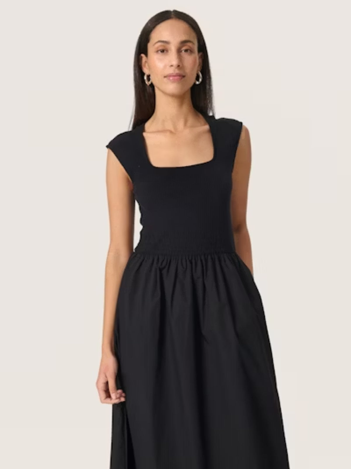 Simone Phoebe Black Dress