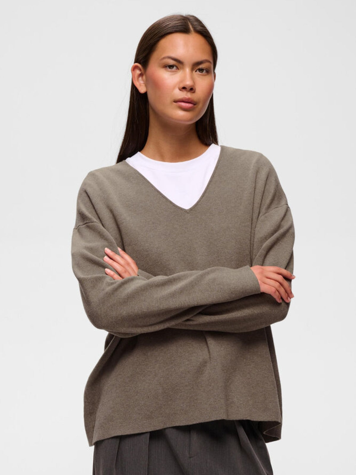 Tilda V-Neck