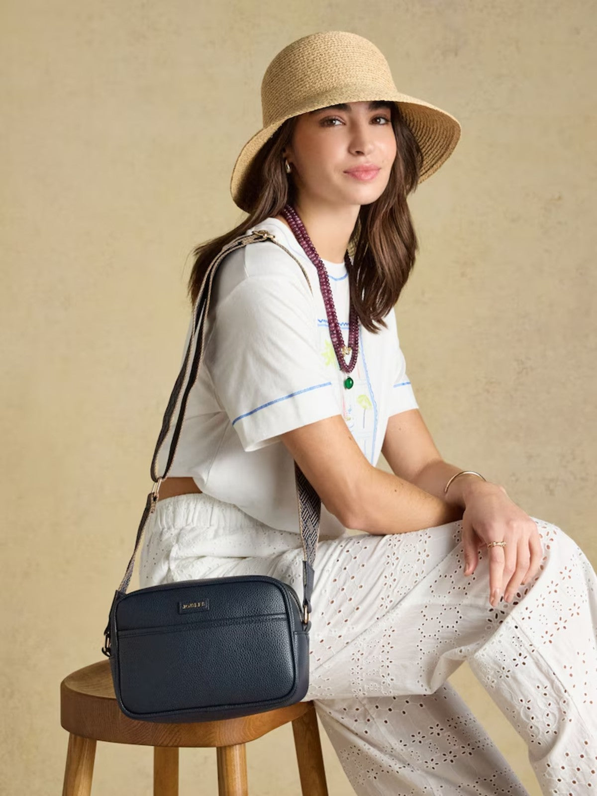 Trent Navy Bag