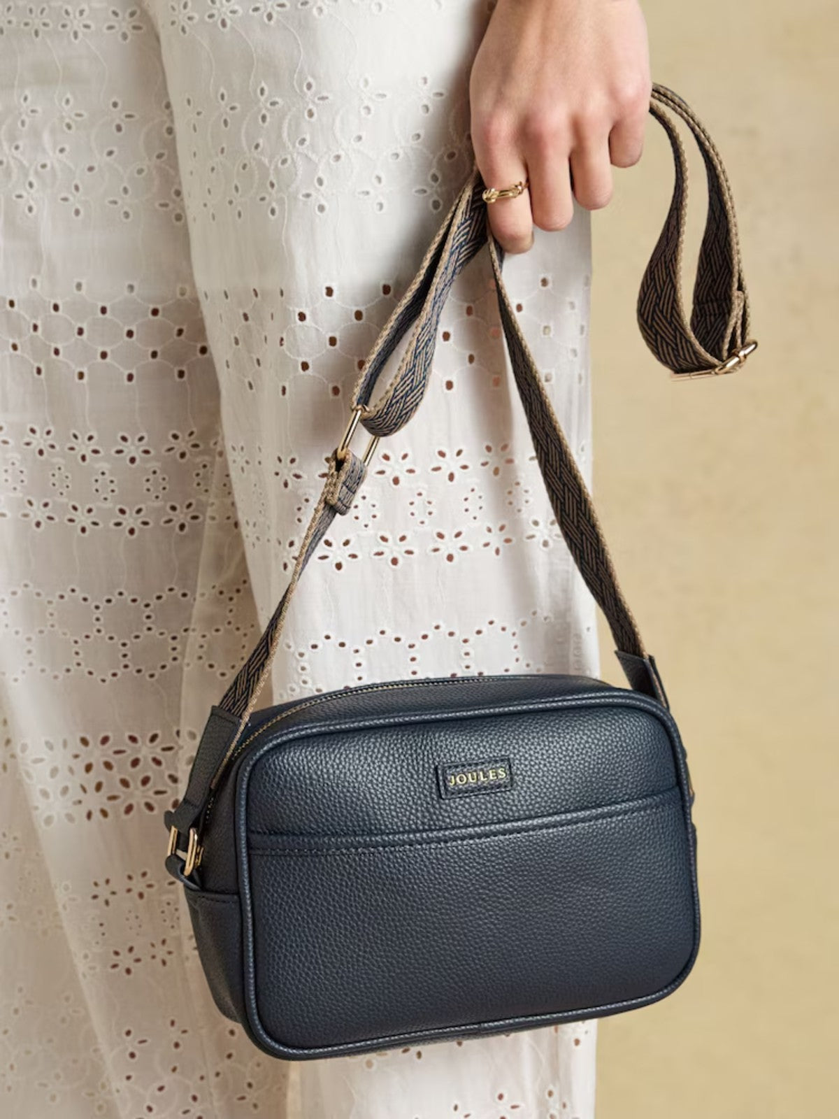 Trent Navy Bag