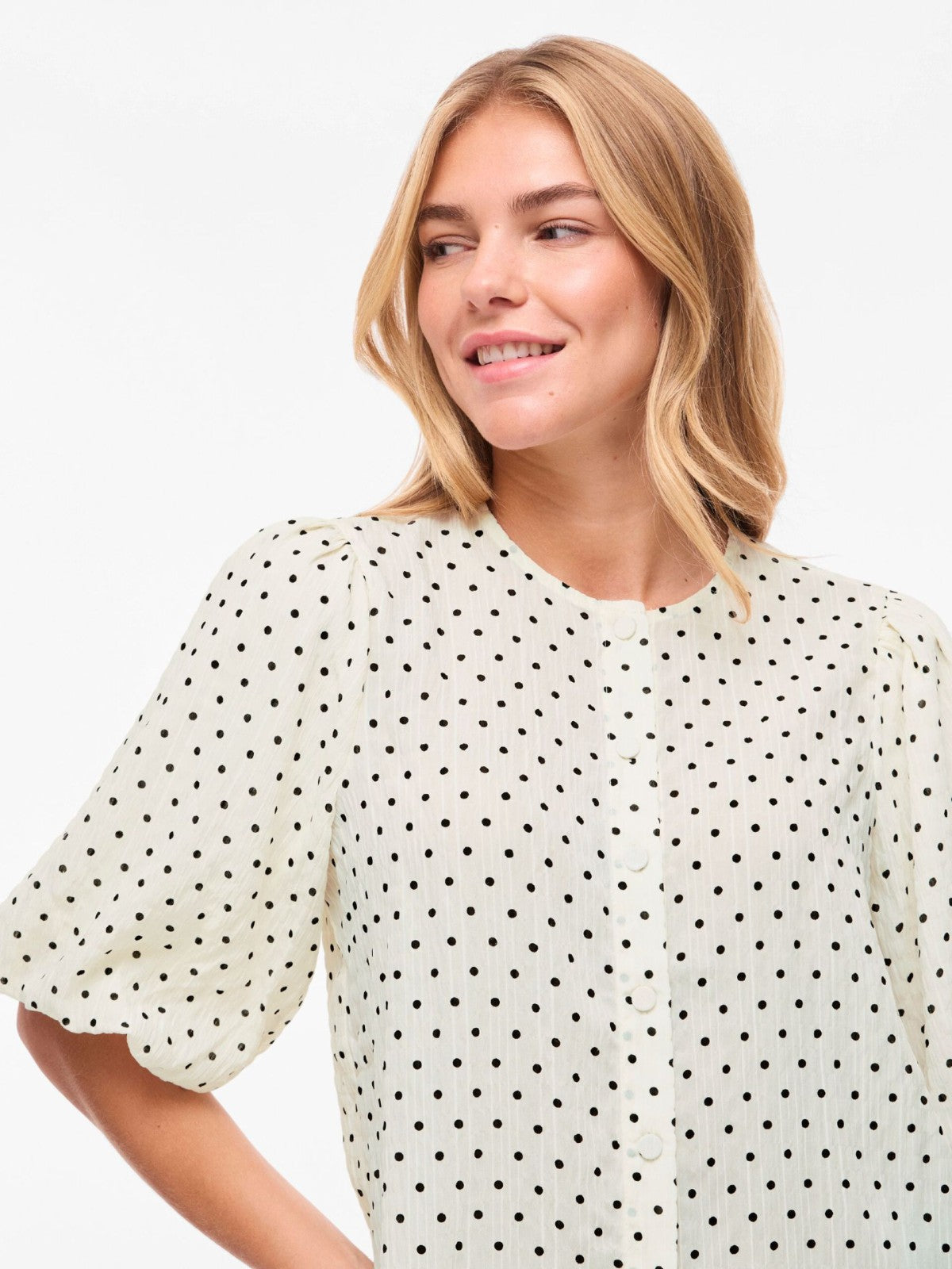 Viea Blouse