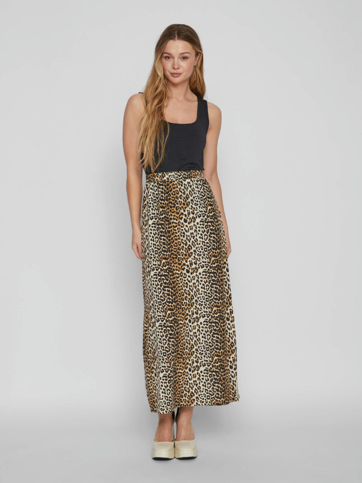 Vikenza Black Tank